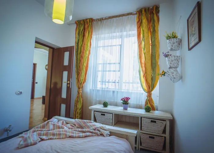 Luxuria Aparthotel