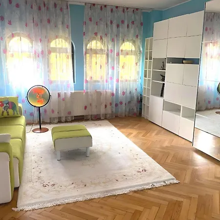 Luxuria Hotel de apartamente 4*