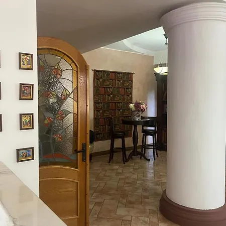 Luxuria Aparthotel Bucharest