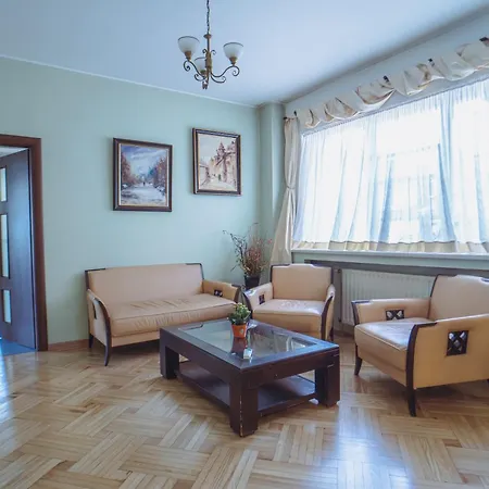 Luxuria Aparthotel Bucarest