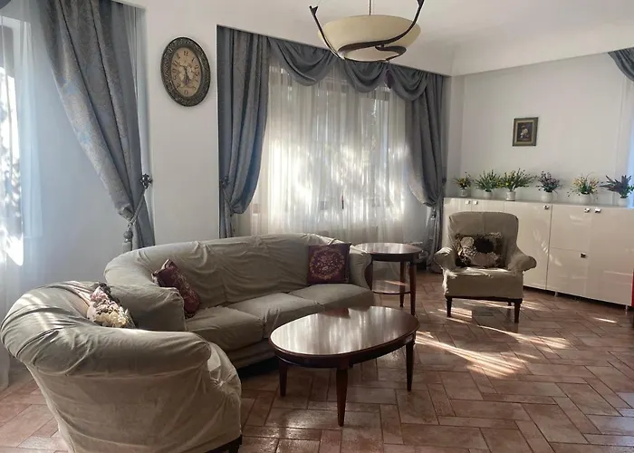 Ξενοδοχείο με διαμερίσματα Luxuria 4*