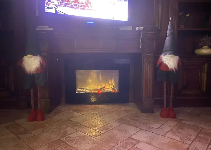 Luxuria Apartmanhotel 4*