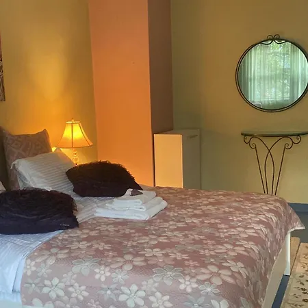 מלון דירות Luxuria בוקרשט