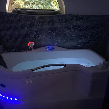 Hotel apartamentowy Luxuria Bukareszt