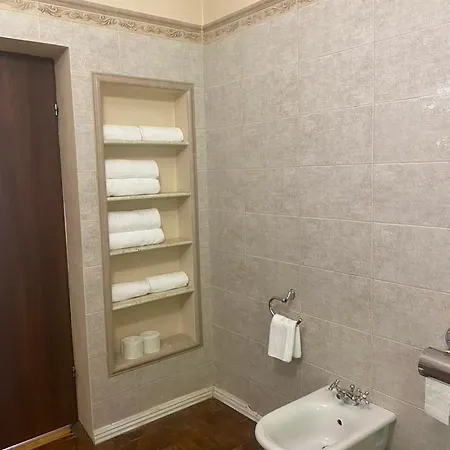 מלון דירות Luxuria